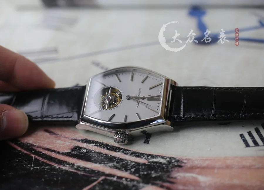 江詩丹頓馬耳他30130/000P-9876陀飛輪復刻表(38mm*48mm) 第6张