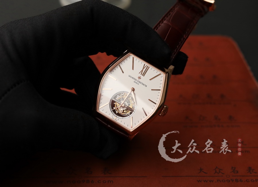 江詩丹頓馬耳他30130/000R-9754陀飛輪復刻表（38mm*48mm） 第2张