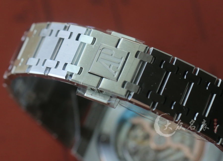 ZF廠愛彼皇家橡樹系列15202BC.OO.1240BC.01黃盤（39mm） 第13张