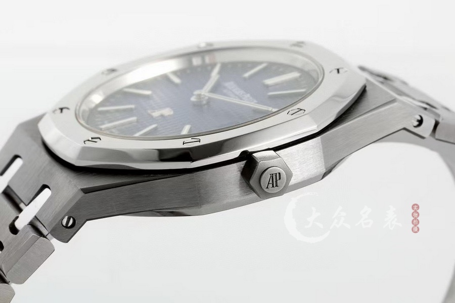 ZF廠愛彼皇家橡樹系列15202IP.OO.1240IP.01鈦金屬（39mm） 第8张