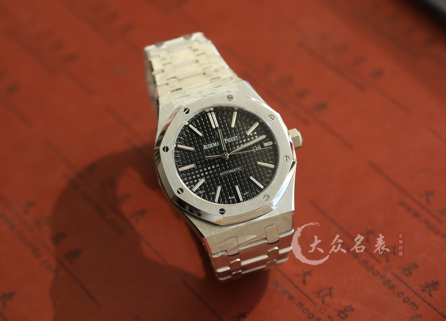 APS廠愛彼皇家橡樹系列15400ST黑面復刻表（41mm） 第1张