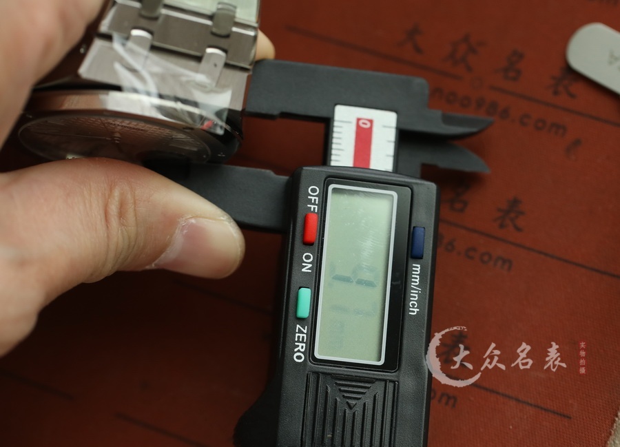 APS廠愛彼皇家橡樹系列15400白面復刻表銷售（41mm） 第8张