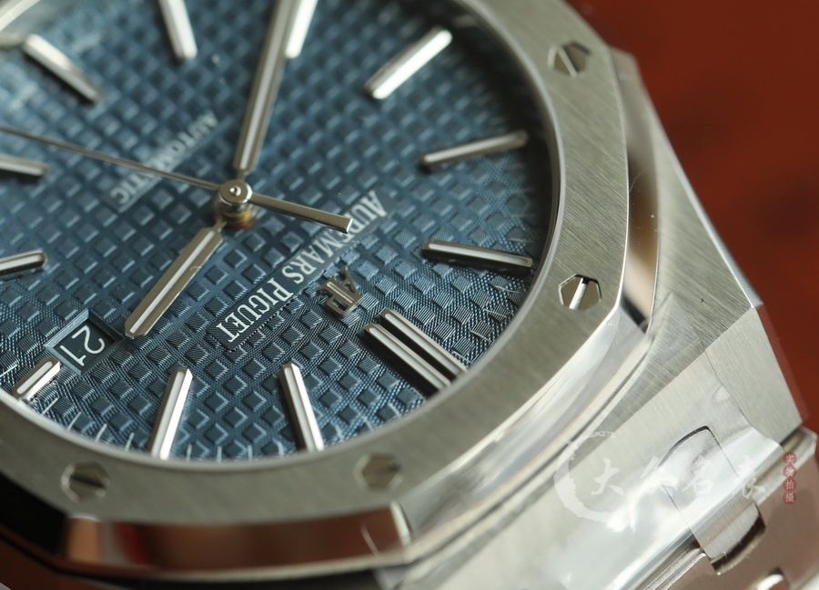 APS廠愛彼皇家橡樹系列15400ST藍盤（41mm） 第6张