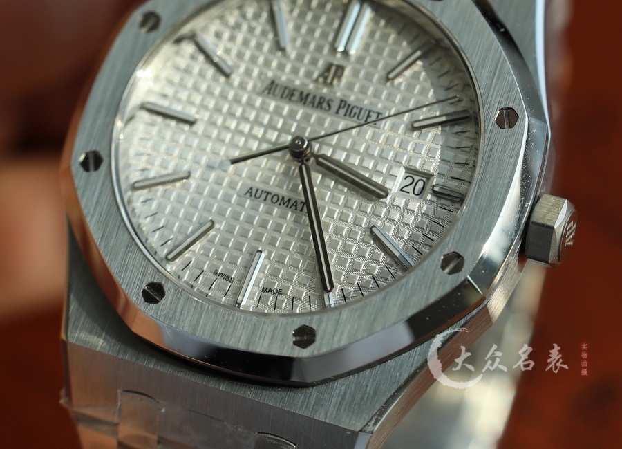 APS廠愛彼皇家橡樹系列15400白面復刻表銷售（41mm） 第6张