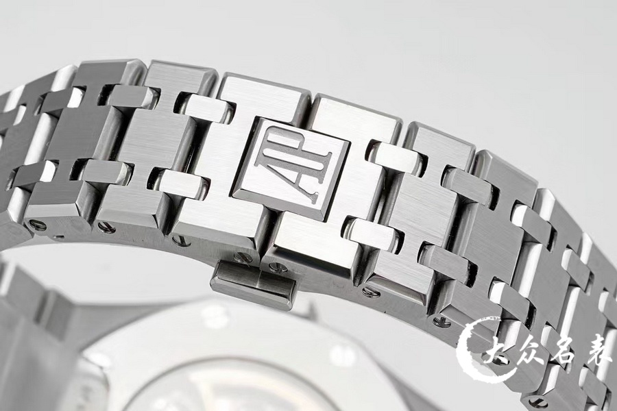 ZF廠愛彼皇家橡樹系列15407鏤空復刻表（41mm） 第9张