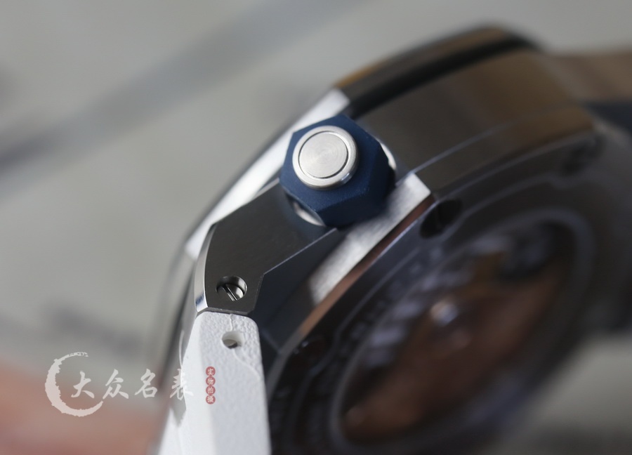 APS廠愛彼皇家橡樹離岸型系列15710ST.OO.A010CA.01復刻表（42mm） 第10张
