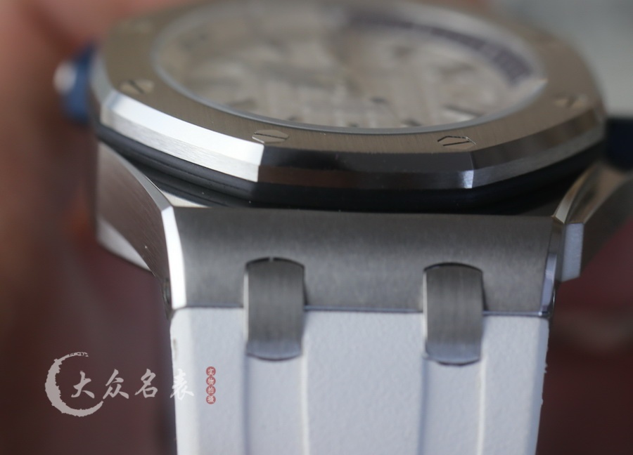 APS廠愛彼皇家橡樹離岸型系列15710ST.OO.A010CA.01復刻表（42mm） 第11张