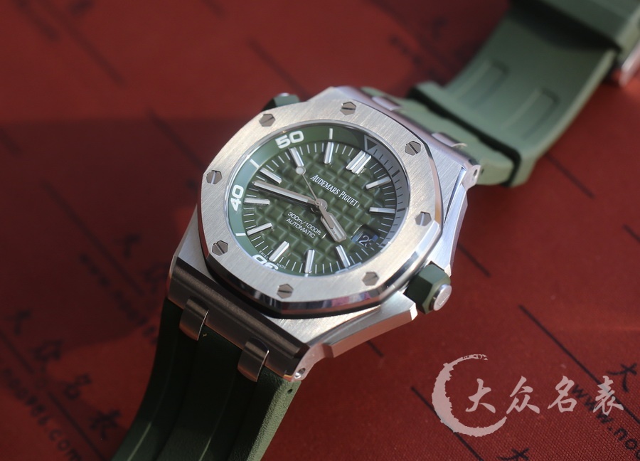 APS廠愛彼皇家橡樹離岸型系列15710ST.OO.A052CA.01復刻表銷售（42mm） 第2张
