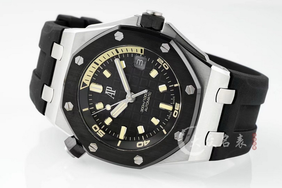 APS  AP皇家橡樹離岸型系列15720CN.OO.A002CA.01腕表 (42mm) 第5张