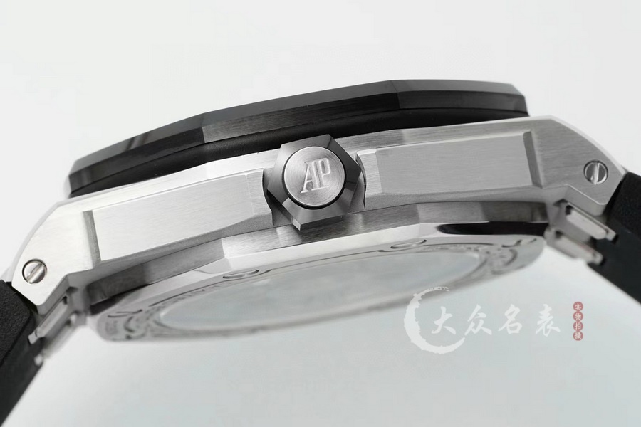 APS  AP皇家橡樹離岸型系列15720CN.OO.A002CA.01腕表 (42mm) 第7张