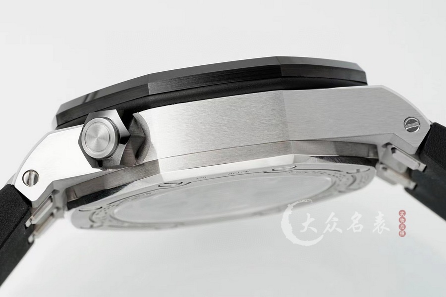 APS  AP皇家橡樹離岸型系列15720CN.OO.A002CA.01腕表 (42mm) 第8张