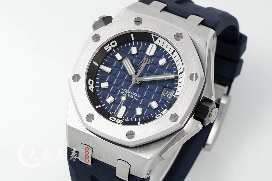 APS廠愛彼皇家橡樹離岸型系列15720ST.OO.A027CA.01復刻表（42mm） 第3张