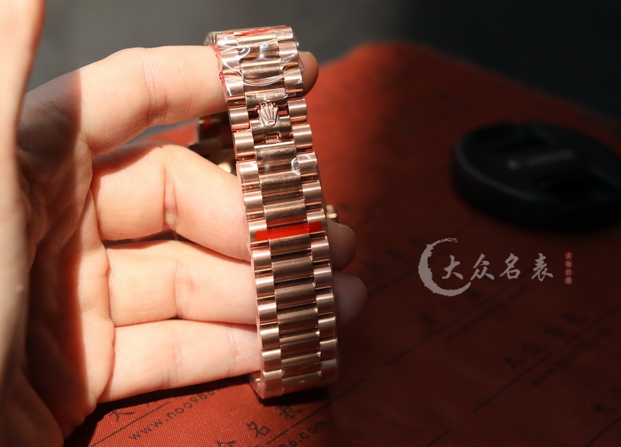 勞力士星期日歷型228235-0045復刻表配重版（40mm） 第11张