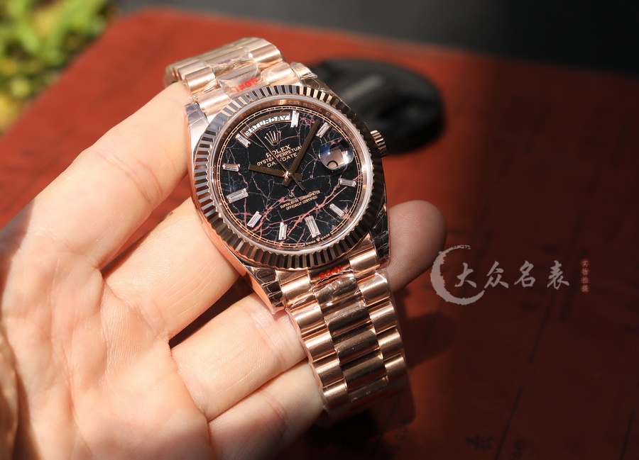 勞力士星期日歷型228235-0045復刻表配重版（40mm） 第2张