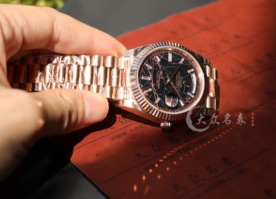 勞力士星期日歷型228235-0045復刻表配重版（40mm） 第7张