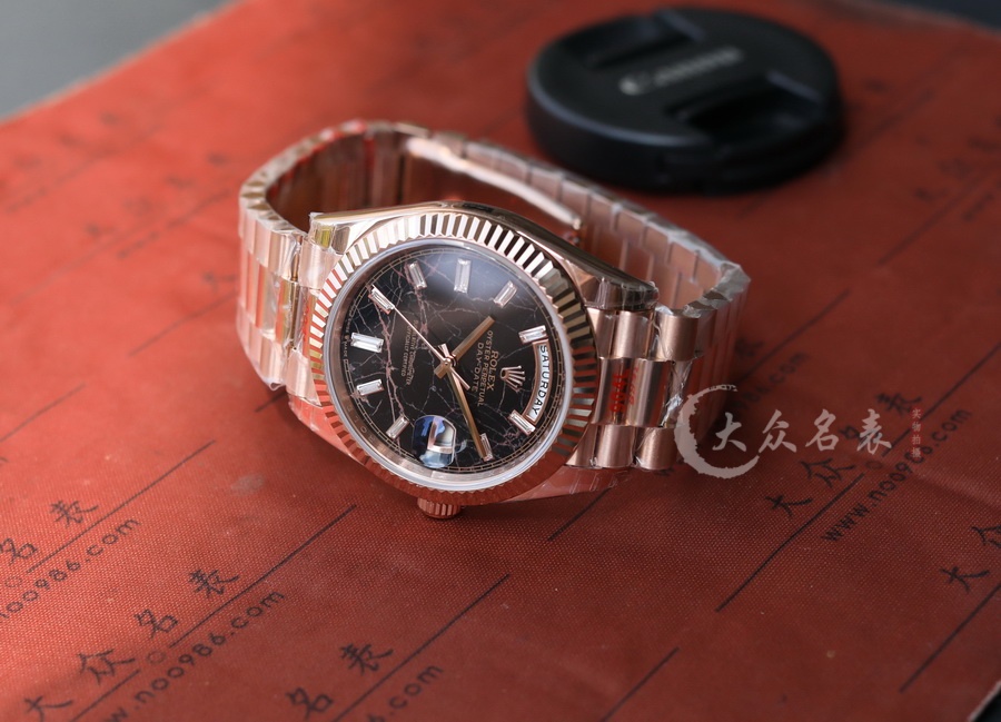勞力士星期日歷型228235-0045復刻表配重版（40mm） 第8张