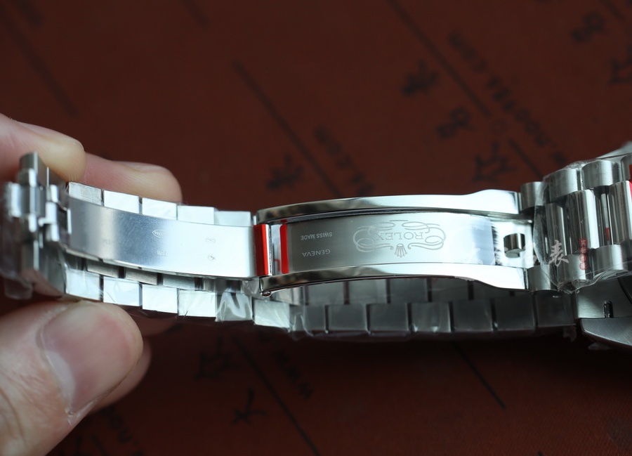 勞力士星期日歷型228236-0008復刻表配重版（40mm） 第10张