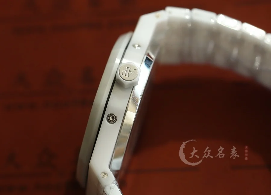 APS廠愛彼皇家橡樹系列26579白陶瓷月相復刻表銷售(41mm) 第11张