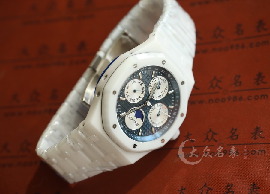 APS廠愛彼皇家橡樹系列26579白陶瓷月相復刻表銷售（41mm） 第4张