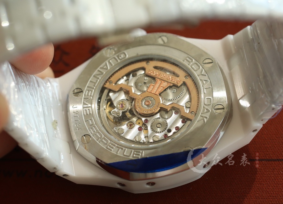 APS廠愛彼皇家橡樹系列26579白陶瓷月相復刻表銷售（41mm） 第9张