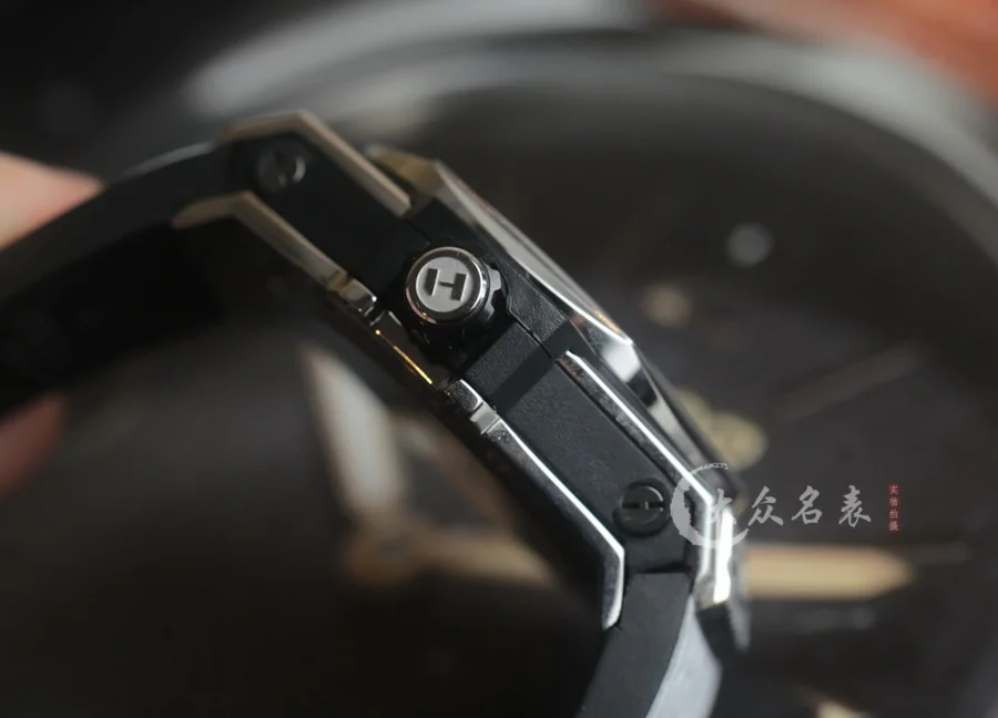 宇舶表BIG BANG系列刺青复刻表(45mm) 第10张