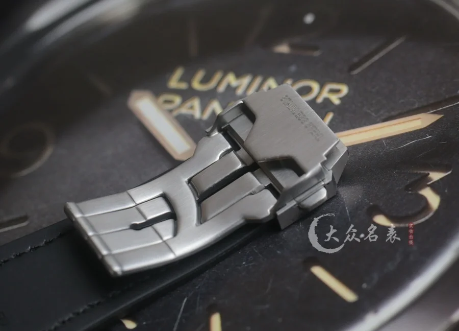 宇舶表BIG BANG系列刺青复刻表(45mm) 第12张