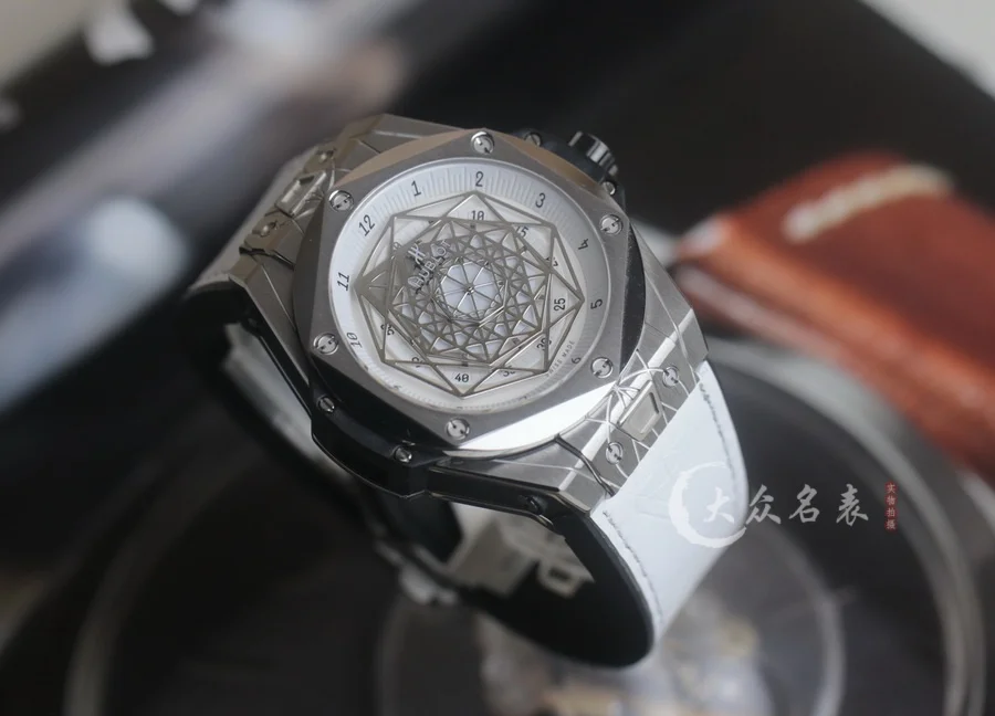 宇舶表BIG BANG系列刺青复刻表(45mm) 第1张