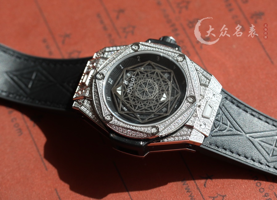 宇舶BIG BANG系列刺青漫天星復刻表銷售（45mm） 第4张