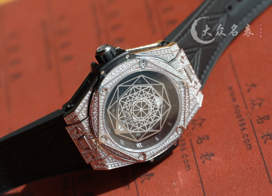 宇舶BIG BANG系列刺青漫天星復刻表銷售（45mm） 第7张