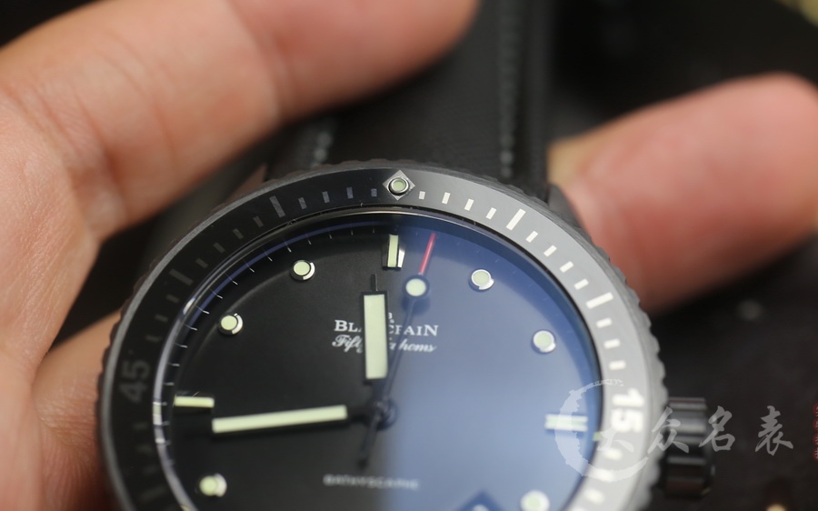 寶珀五十噚系列5000-0130-B52A全陶瓷手表銷售（43 mm） 第8张