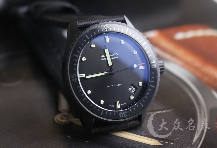 寶珀五十噚系列5000-0130-B52A全陶瓷手表銷售（43 mm） 第10张