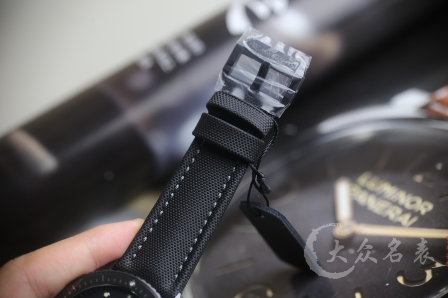 寶珀五十噚系列5000-0130-B52A全陶瓷手表銷售（43 mm） 第16张