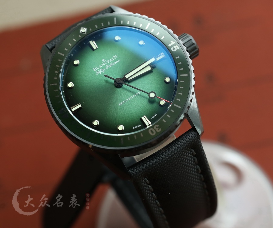 寶珀五十噚系列5000-0153-B52A極光綠陶瓷復刻表銷售 第1张