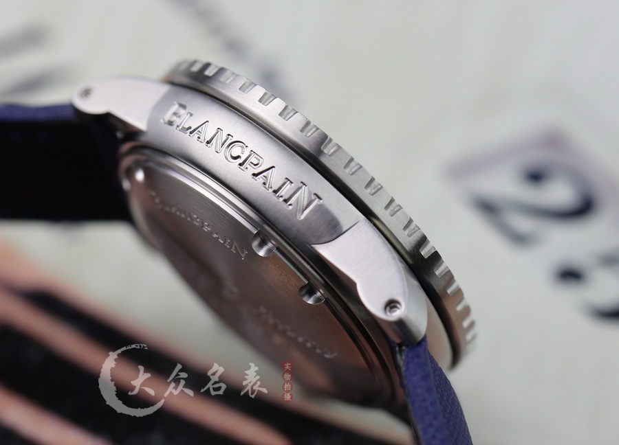 ZF廠寶珀五十噚系列5015D-1140-52B腕表鈦金屬（45mm） 第6张