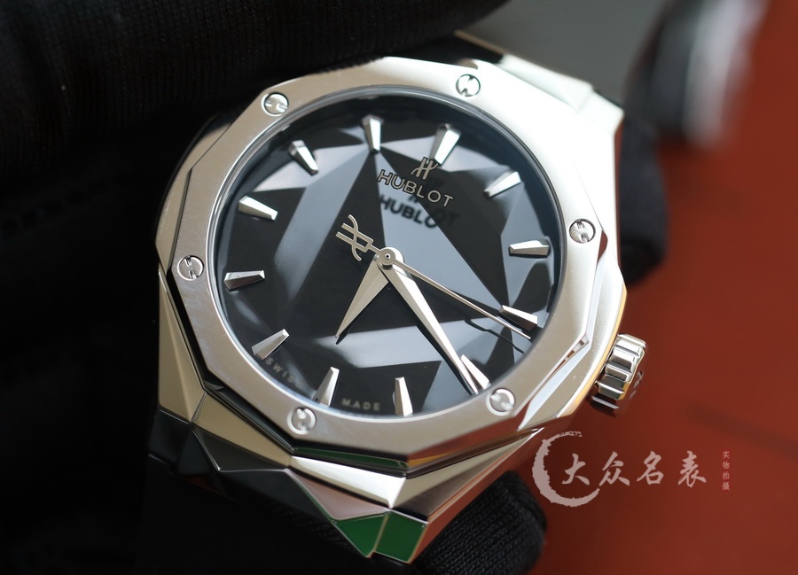 APS廠宇舶表經典融合550.NS.1800.RX.ORL19復刻表銷售（40mm） 第3张