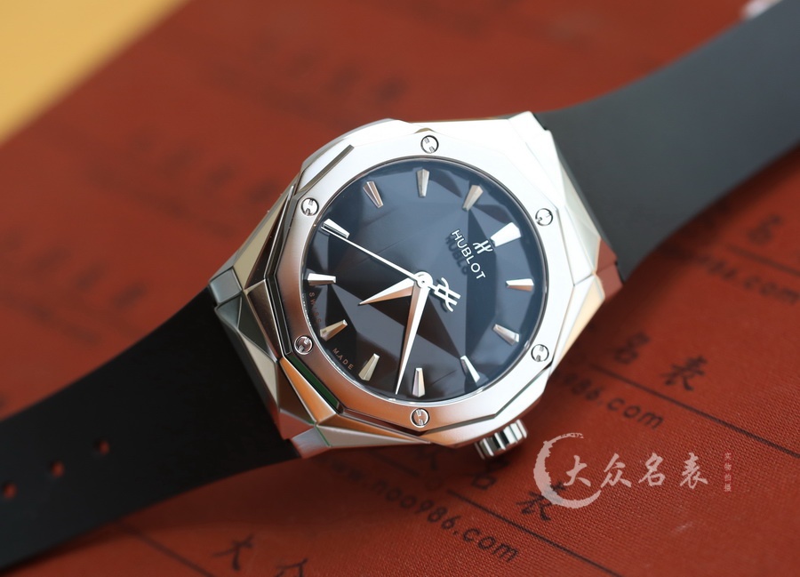 APS廠宇舶表經典融合550.NS.1800.RX.ORL19復刻表銷售（40mm） 第4张