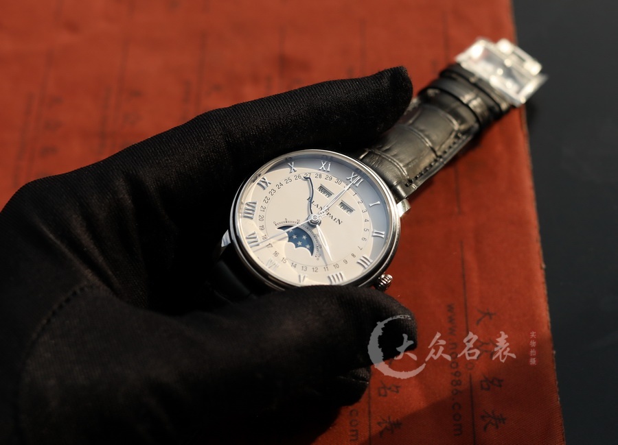 APS廠寶珀經典系列6654A-1127-55B腕表（40mm） 第6张