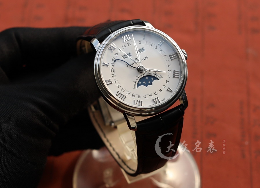 APS廠寶珀經典系列6654A-1127-55B腕表（40mm） 第1张