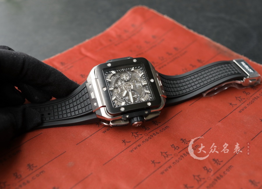 宇舶SQUARE BANG UNICO系列方形復刻表（42mm） 第6张