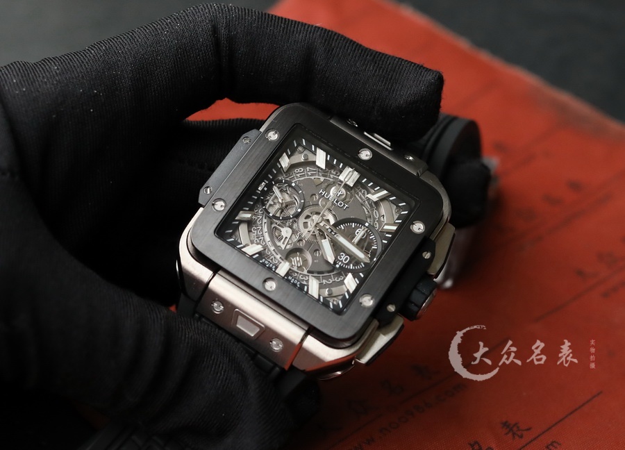 宇舶SQUARE BANG UNICO系列方形復刻表（42mm） 第2张