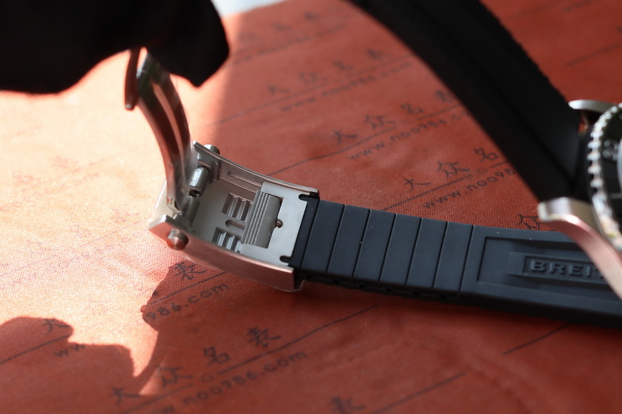 百年靈超級海洋系列A17375211B1S1復刻表介紹（42mm） 第13张