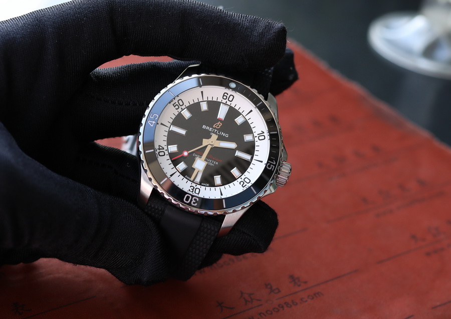 百年靈超級海洋系列A17375211B1S1復刻表介紹（42mm） 第7张