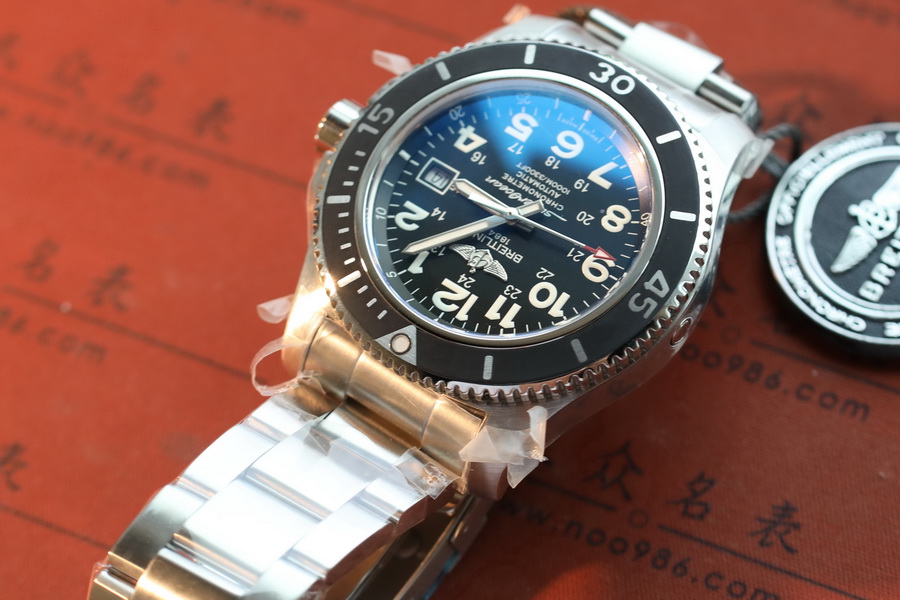 頂級復刻百年靈超級海洋系列A17392D71B1A1腕表（44mm） 第2张