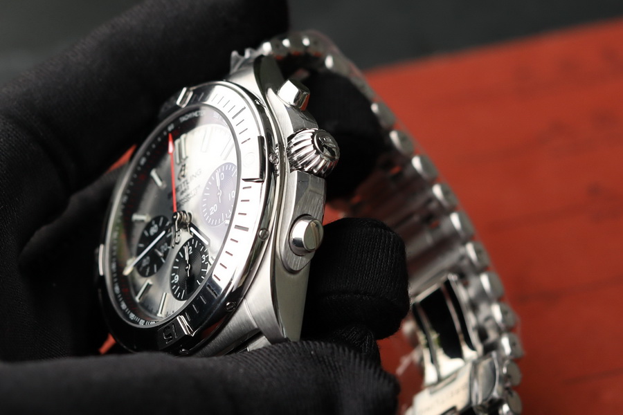 百年靈機械計時系列AB0134101G1A1復刻表銀面（42mm） 第9张