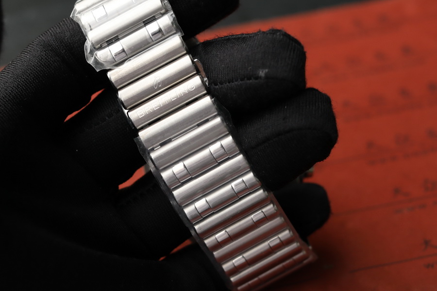 百年靈機械計時系列AB0134101G1A1復刻表銀面（42mm） 第11张