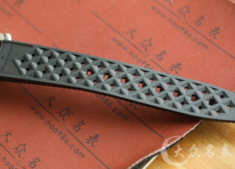 ZF廠寶珀五十噚系列5008B-1130-B52A（梭子魚）復刻表（40mm） 第11张
