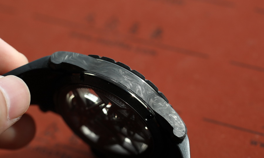 BBR廠羅傑杜彼王者系列DBEX0577碳纖維腕表（42mm） 第10张