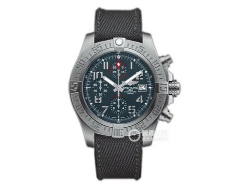 百年靈復仇者系列E1338310.M534.253S.E20DSA.2鈦金屬復刻表（45mm）