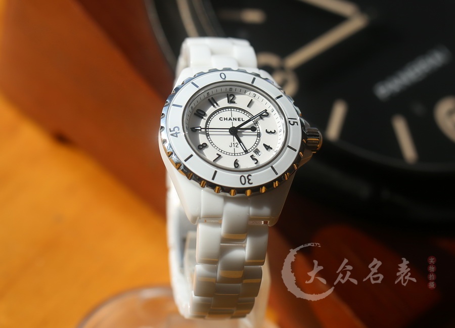 XF廠頂級復刻香奈兒J12系列H5698腕表（33mm） 第1张