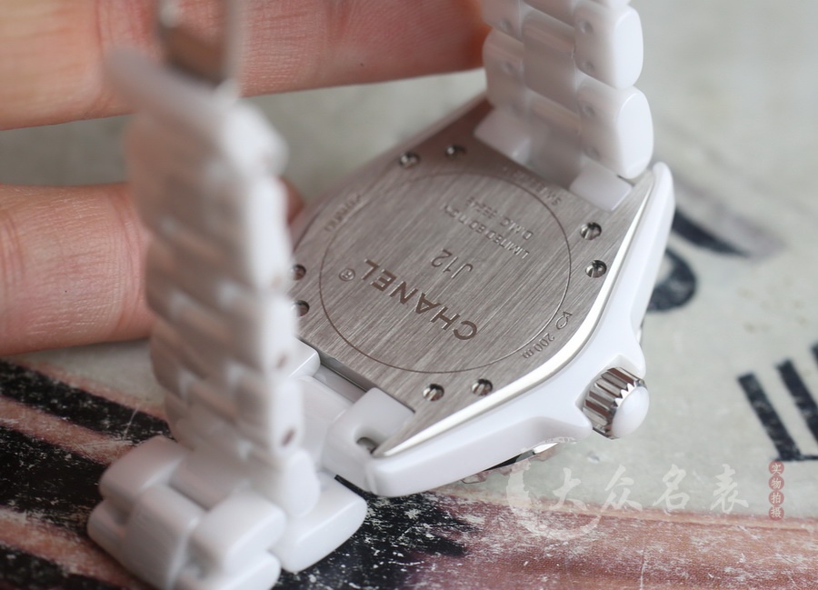 XF廠頂級復刻香奈兒J12系列H5698腕表（33mm） 第12张